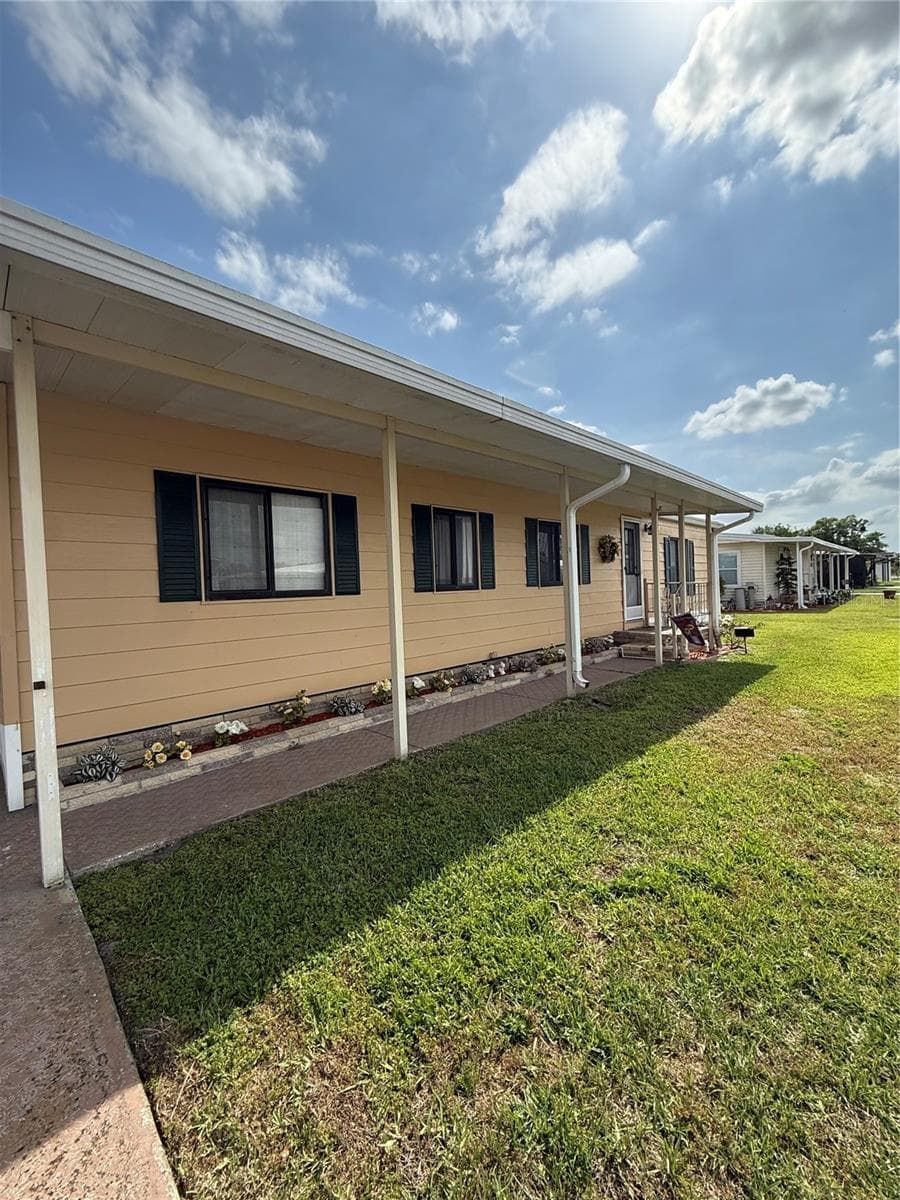 Manufactured Home at 2055 S FLORAL AVE #175, BARTOW, photo 4 of 26