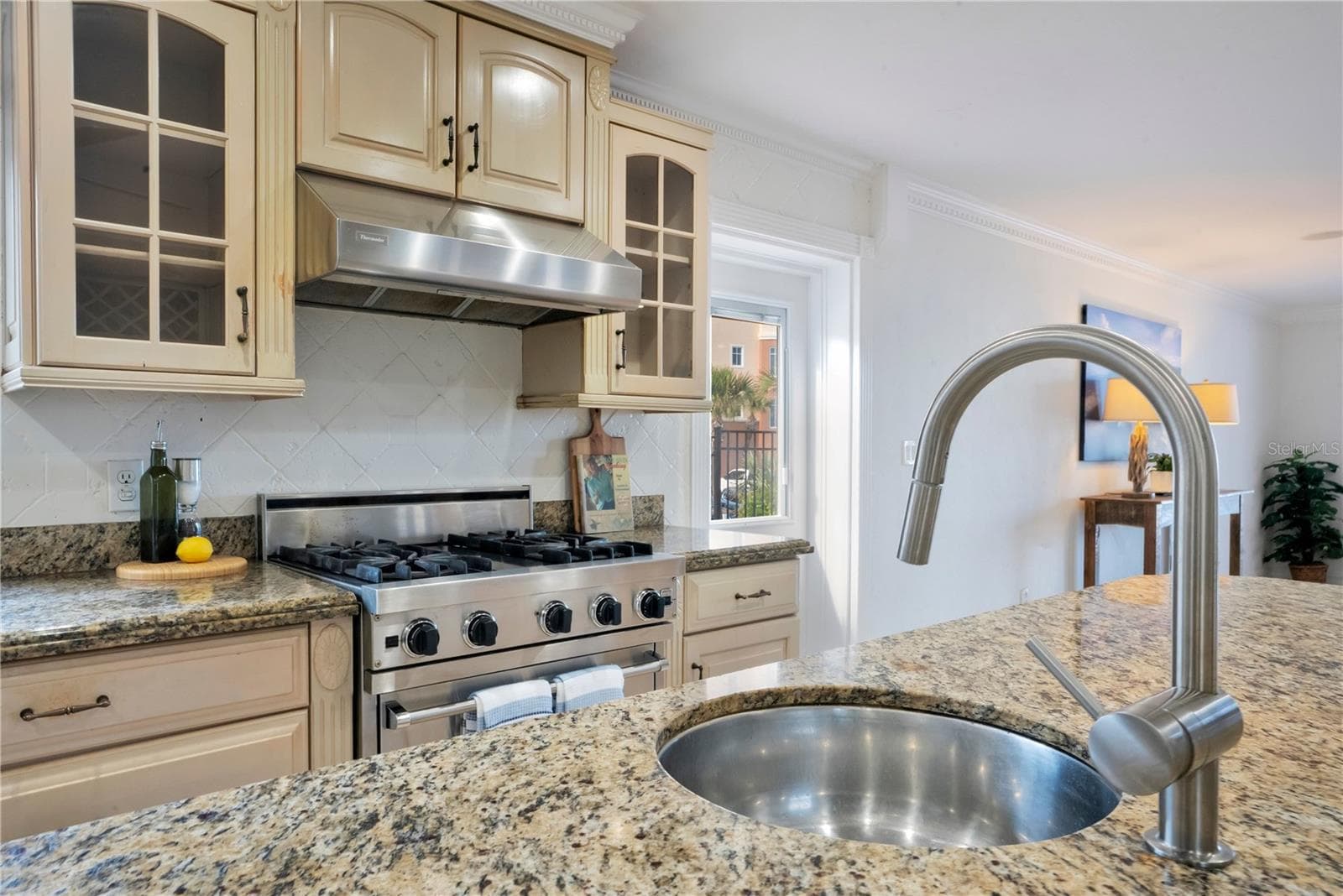 Kitchen 5 - 2117 OCEAN DR, NEW SMYRNA BEACH