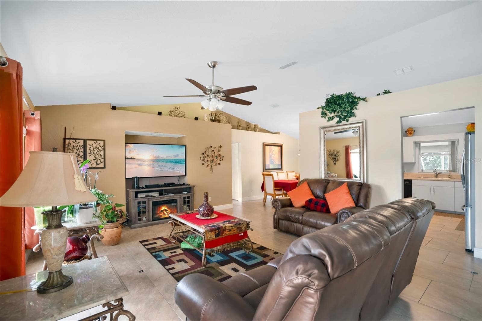 Single Family Residence at 18 ANGELES RD, DEBARY, photo 7 of 24