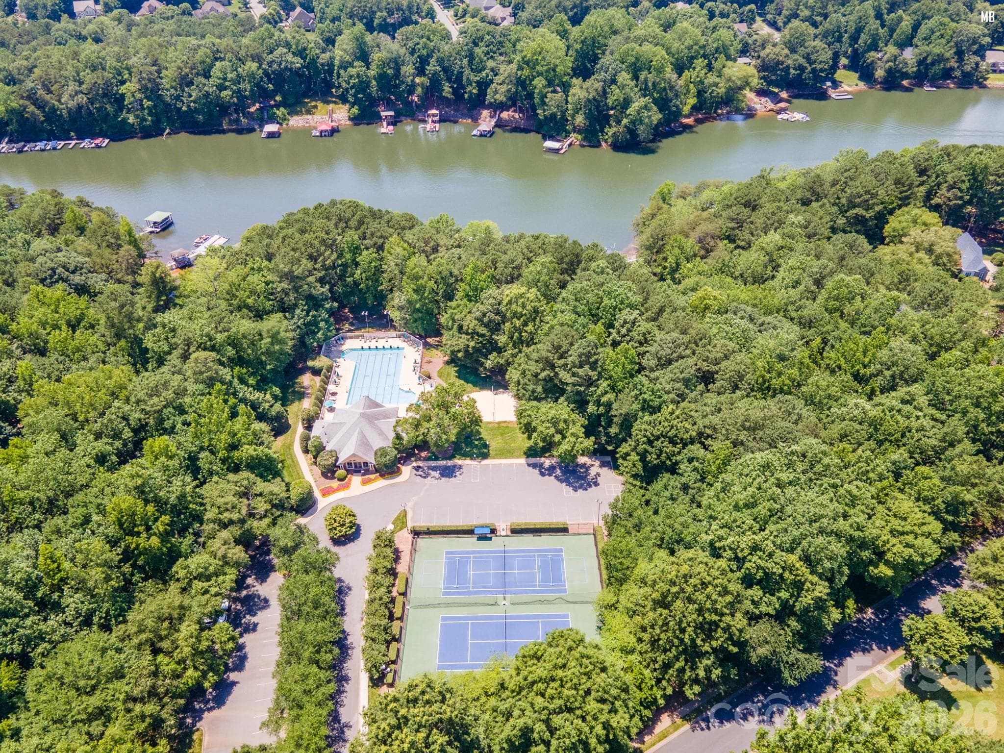 Pool, Tennis and Pickleball! - Overlook, Charlotte