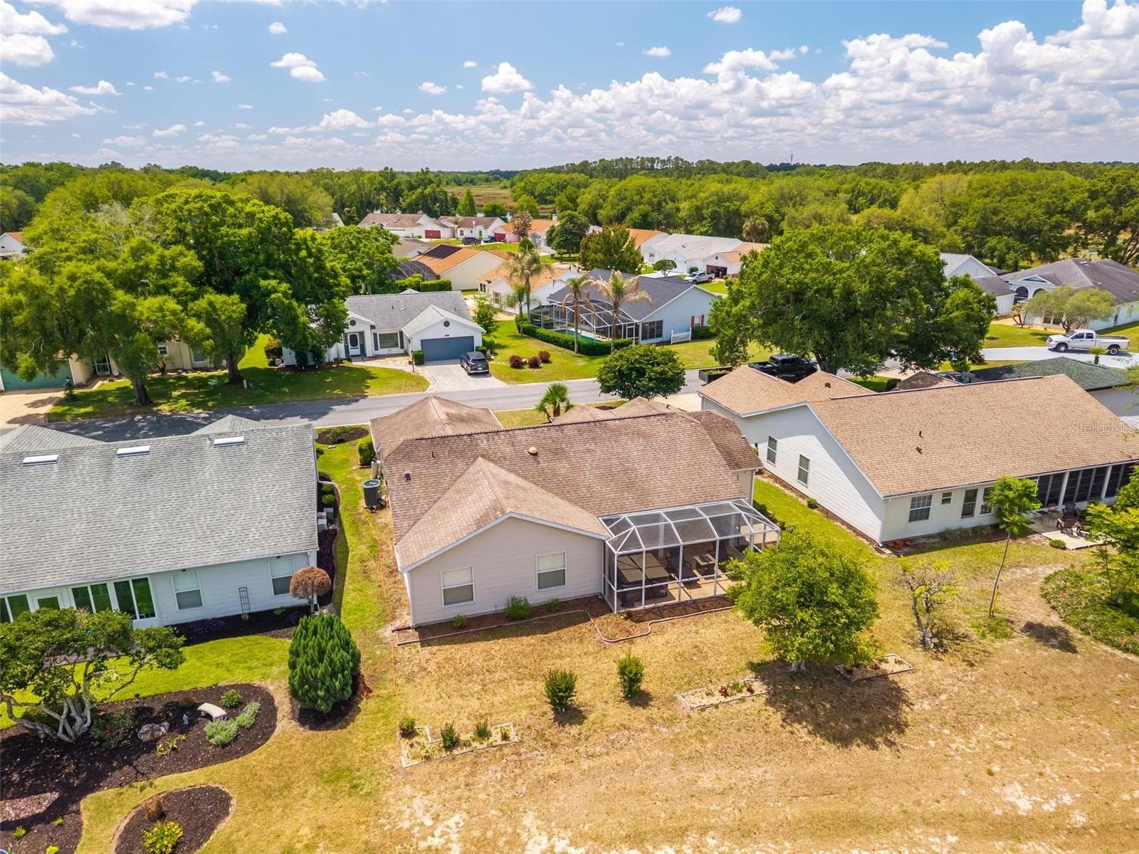 Single Family Residence at 25073 RIVERWALK DR, LEESBURG, photo 25 of 44