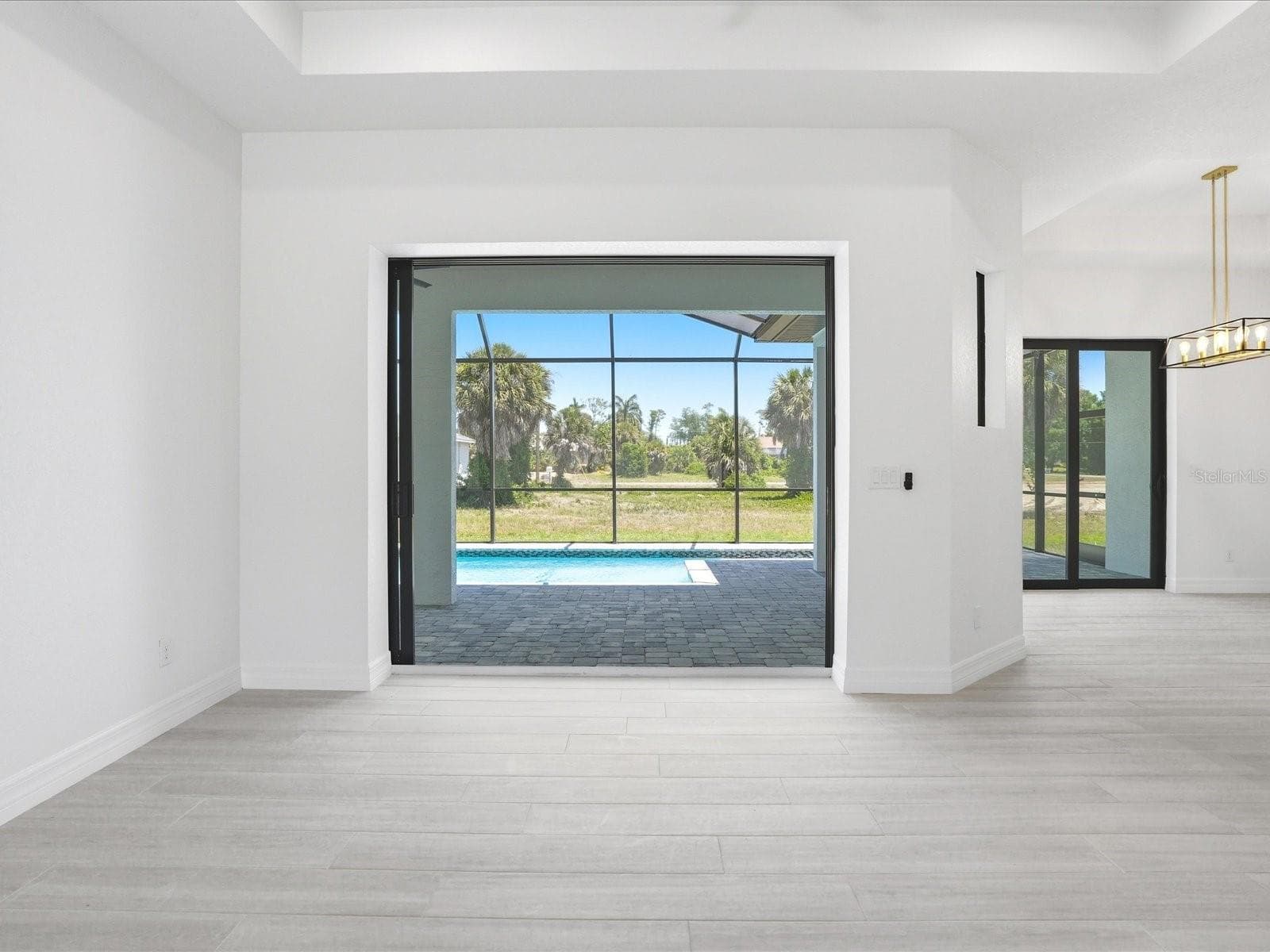 Living Room - 72 TEE VIEW RD, ROTONDA WEST