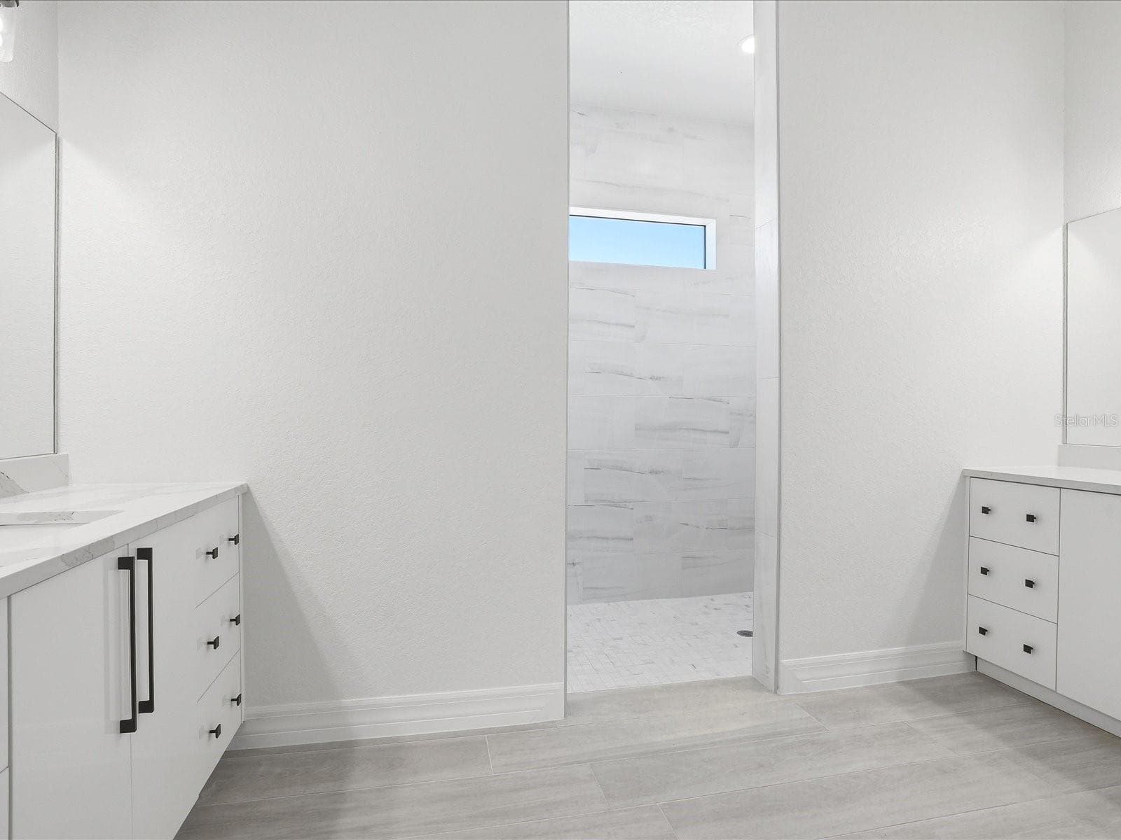 Expansive Primary Bathroom - 72 TEE VIEW RD, ROTONDA WEST