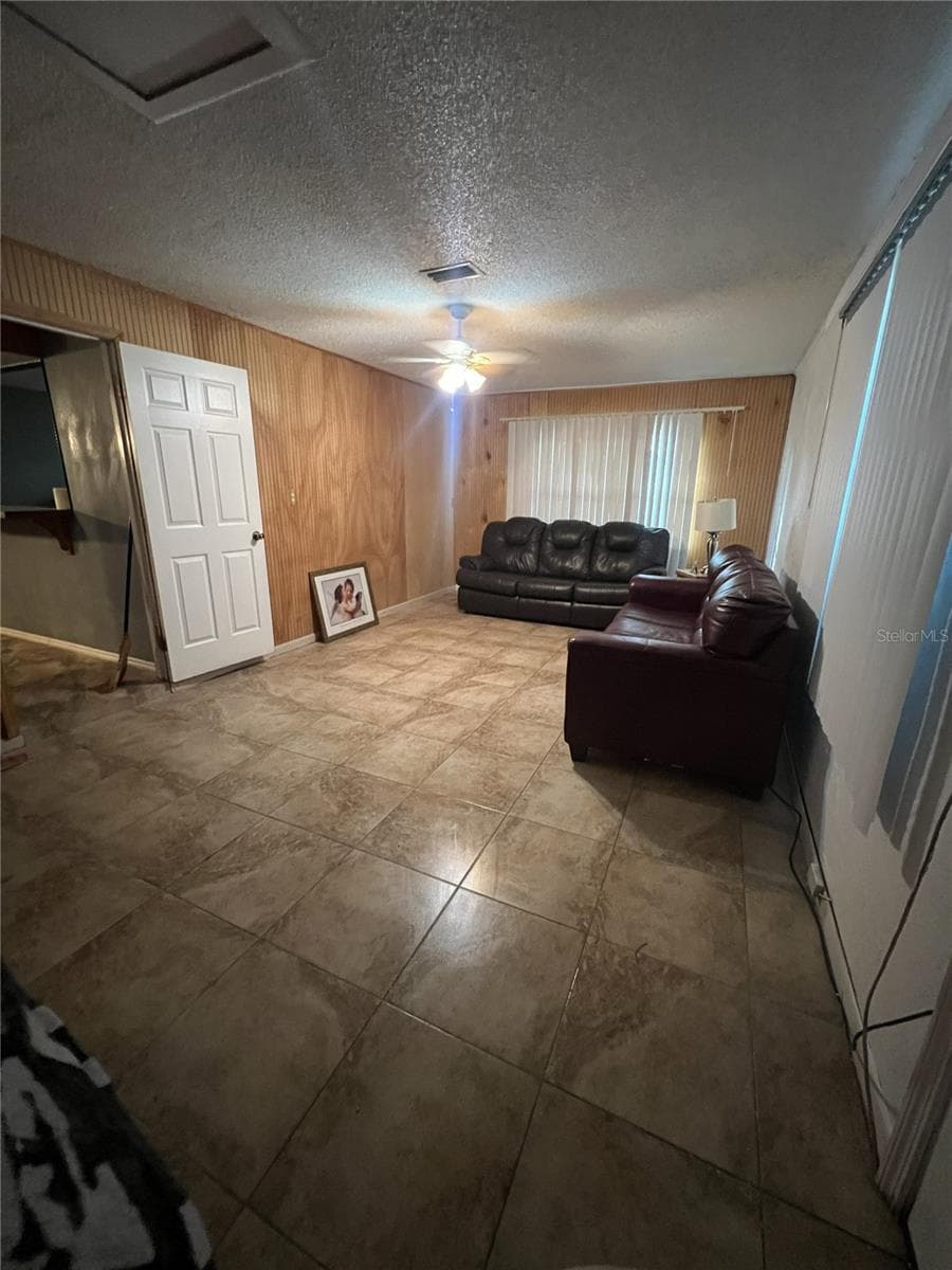 Single Family Residence at 3607 BRIARCLIFF WAY, MIMS, photo 10 of 25