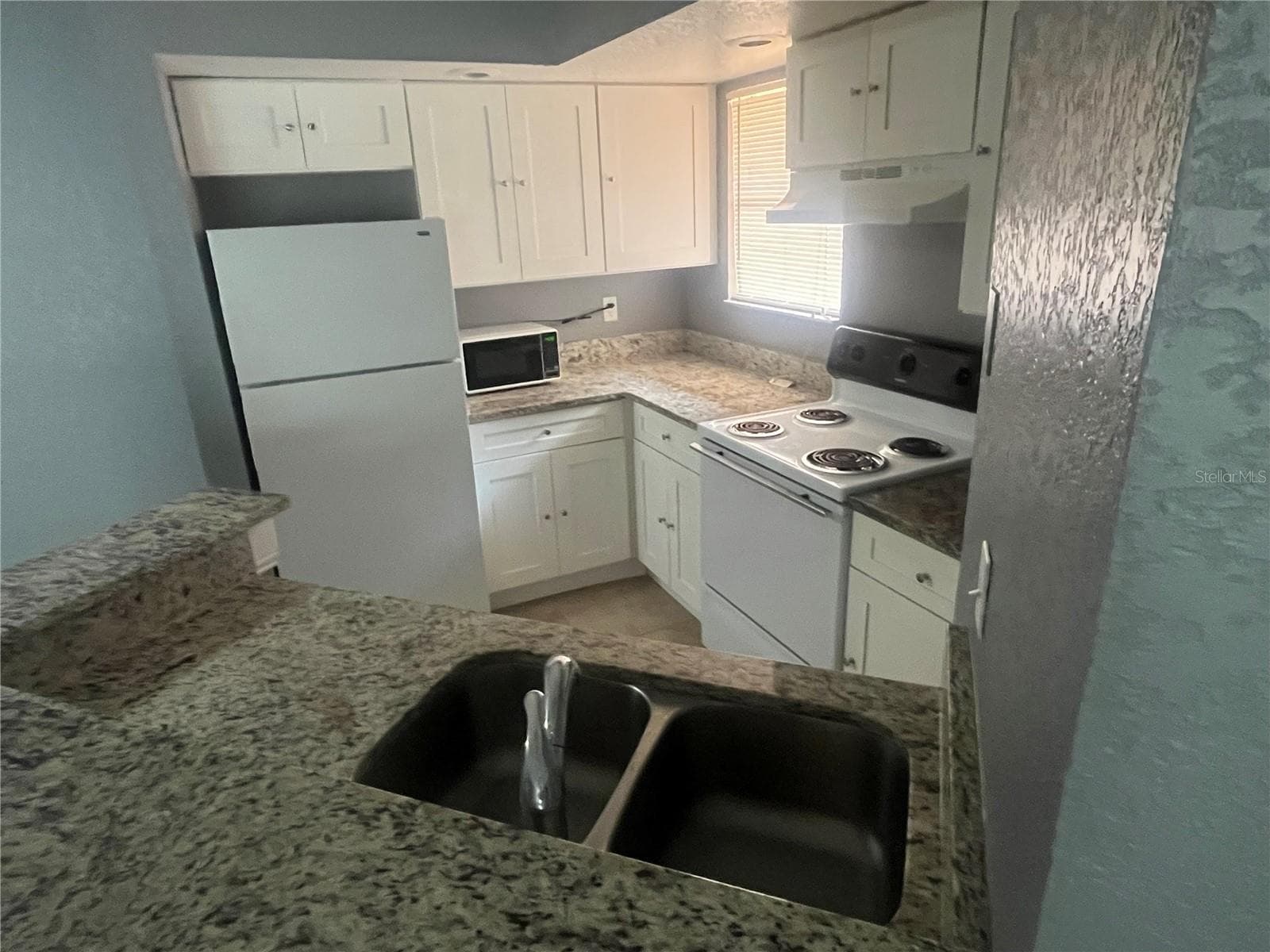 Condominium at 4548 COMMANDER DR #1412, ORLANDO, photo 5 of 12