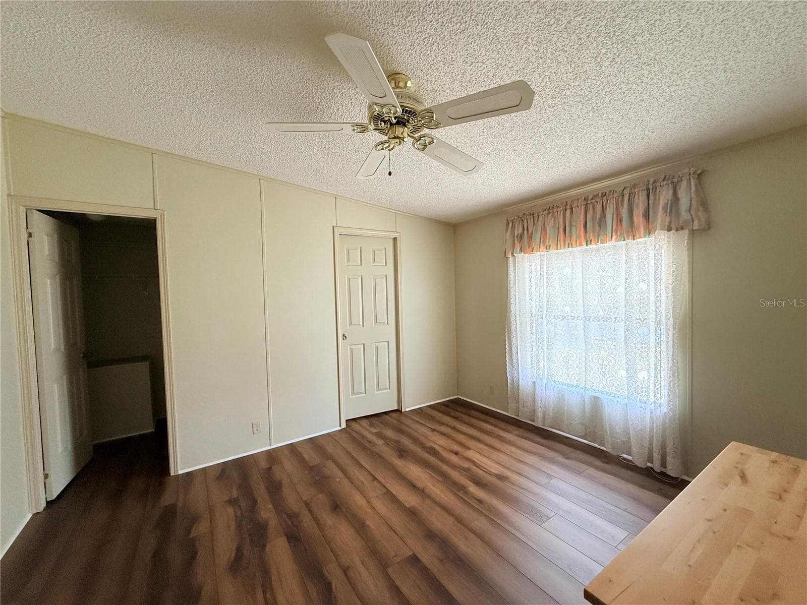 Manufactured Home at 116 S WINTER CIR, AVON PARK, photo 22 of 33