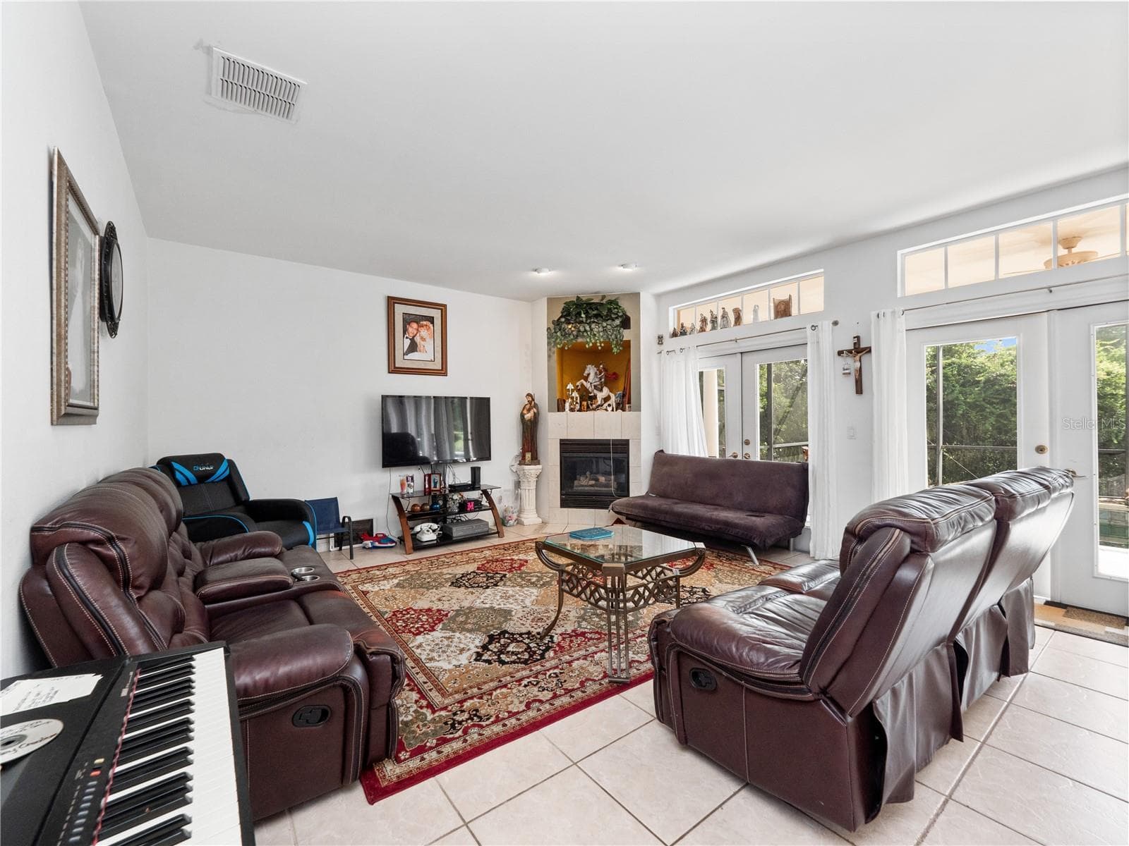 Single Family Residence at 2072 STONE CROSS CIR, ORLANDO, photo 13 of 48