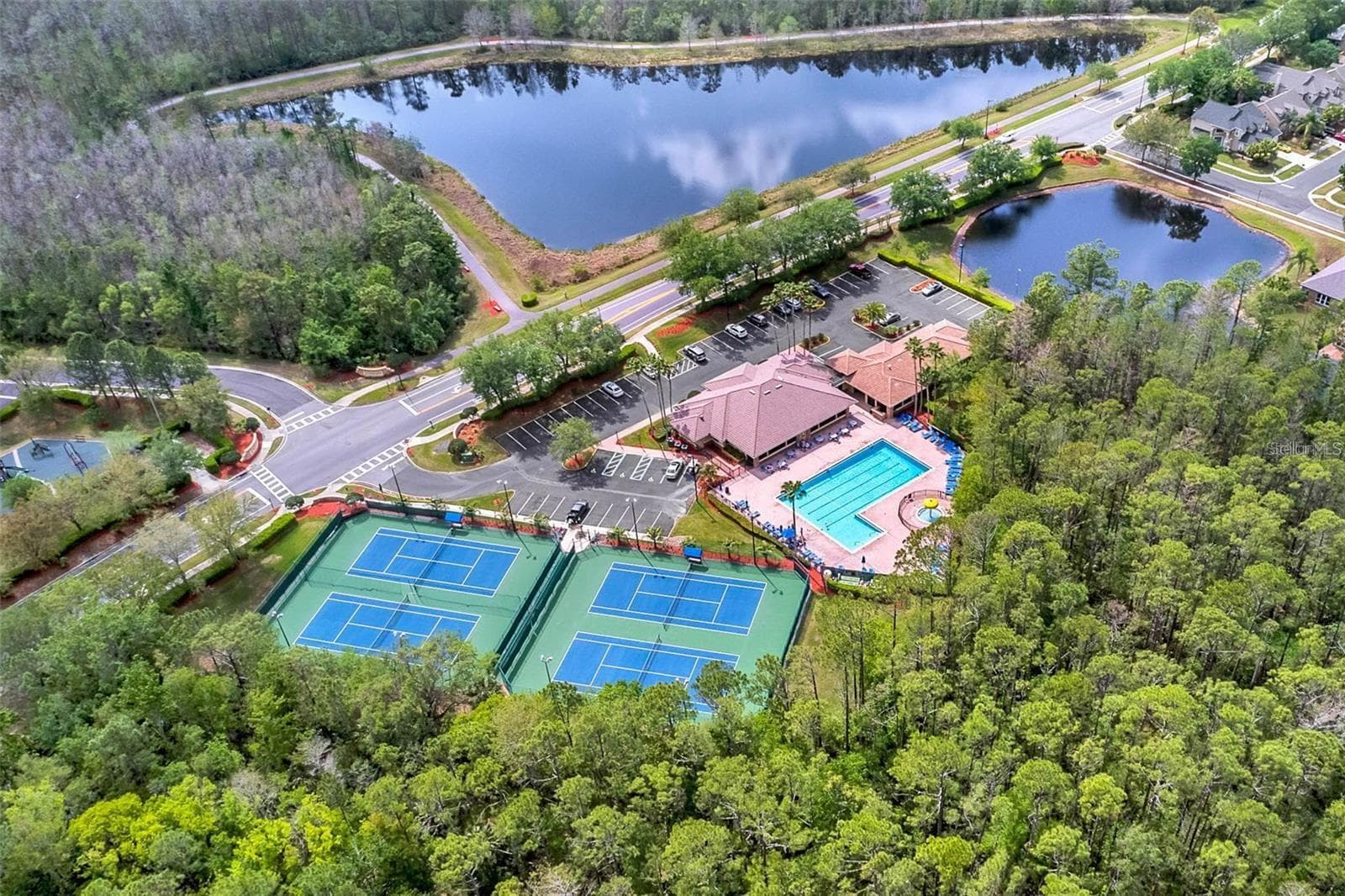 Single Family Residence at 2072 STONE CROSS CIR, ORLANDO, photo 35 of 48