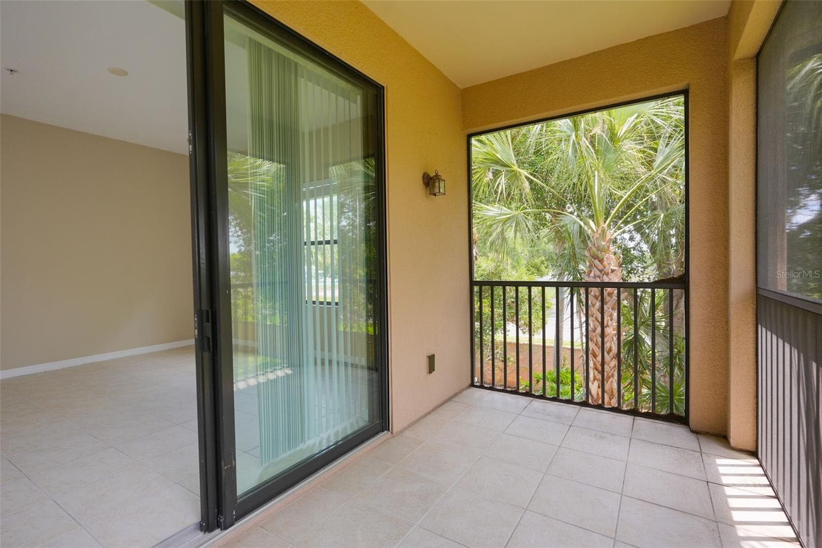 Condominium at 4015 OVERTURE CIR #314, BRADENTON, photo 32 of 57