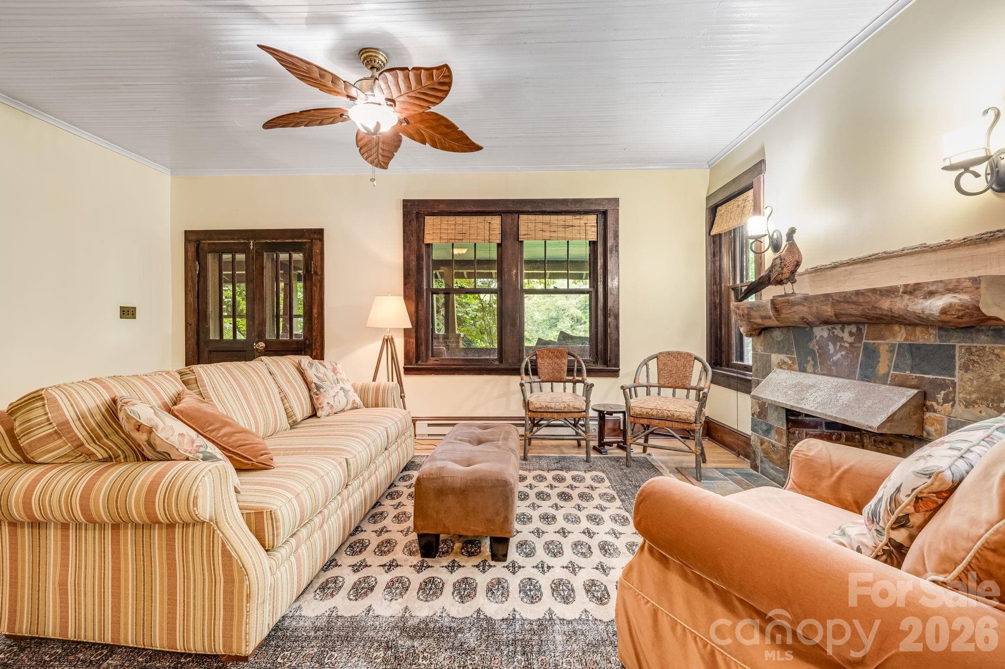 Single Family Residence at 257 Henderson Drive, Hot Springs, photo 6 of 48