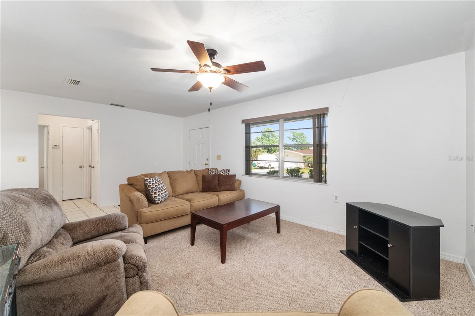 Single Family Residence at 9317 E CRESCENT DR, INVERNESS, photo 16 of 65