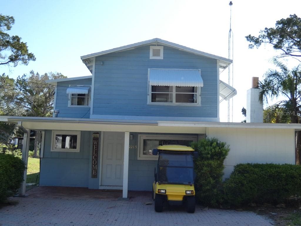 2215 S HUNT PT