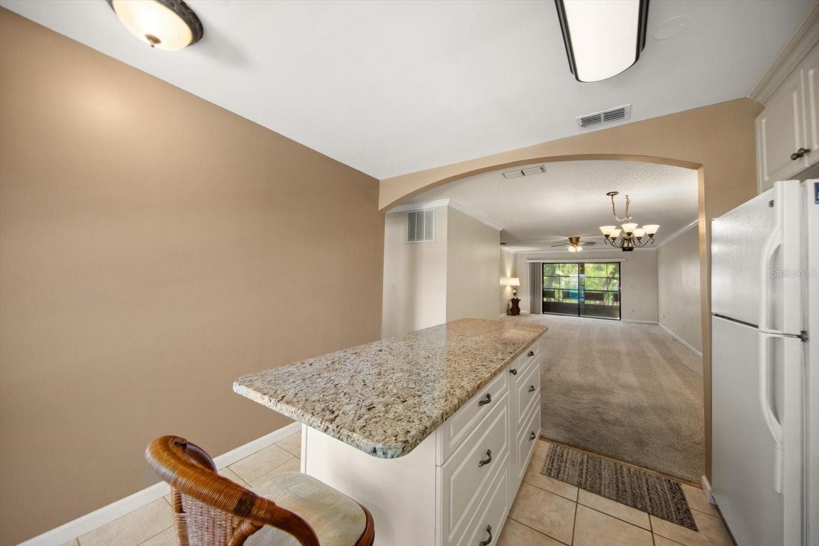 Condominium at 5970 80TH ST N #411, ST PETERSBURG, photo 9 of 39