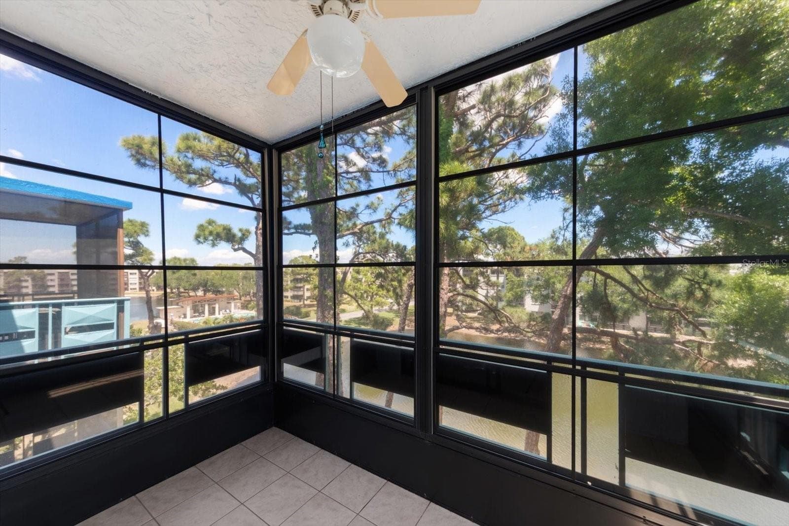 Condominium at 5970 80TH ST N #411, ST PETERSBURG, photo 16 of 39