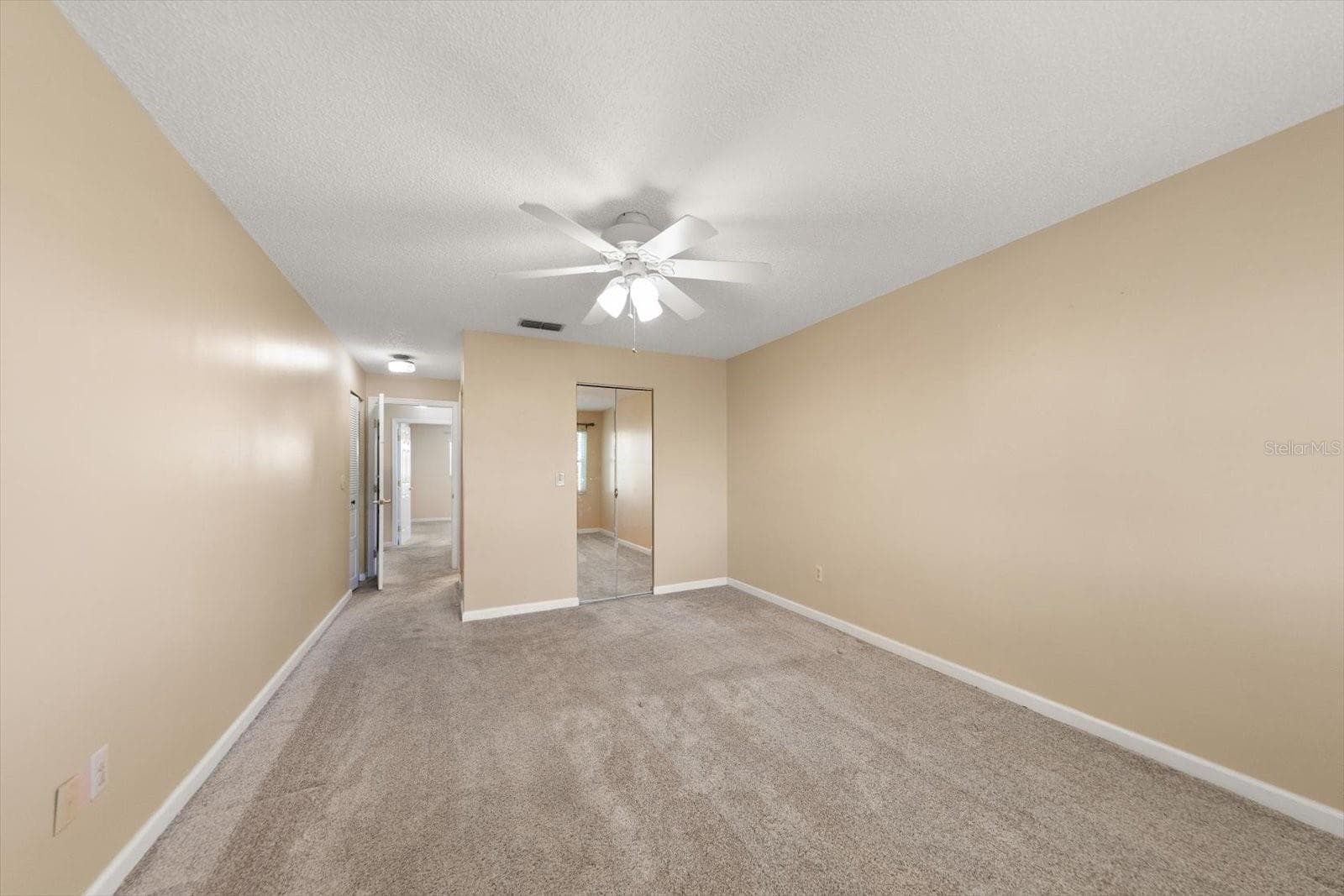 Condominium at 5970 80TH ST N #411, ST PETERSBURG, photo 21 of 39