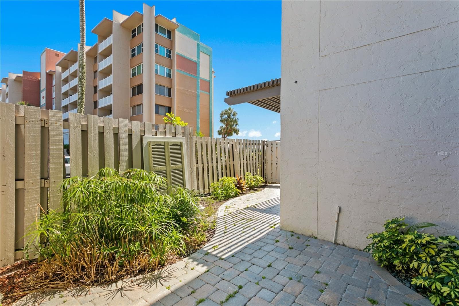 Condominium at 450 TREASURE ISLAND CSWY #104, TREASURE ISLAND, photo 27 of 36
