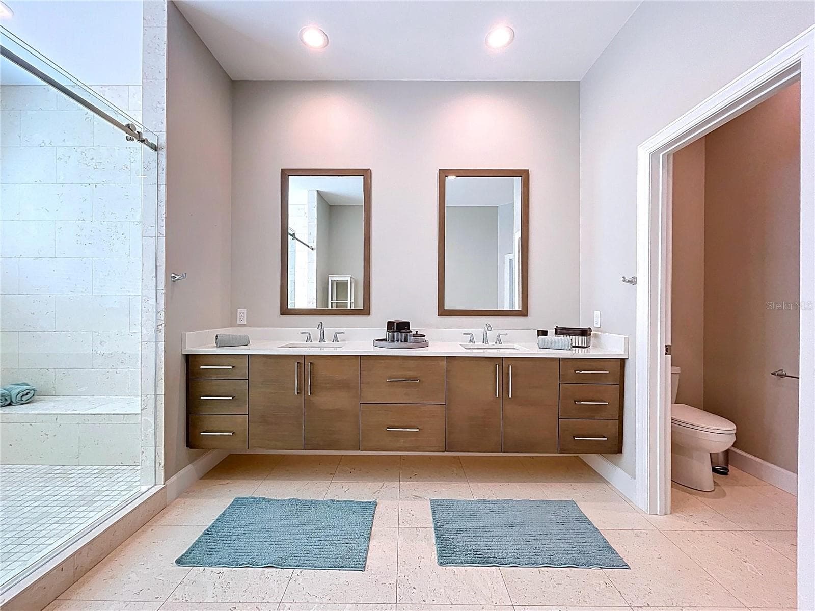 Single Family Residence at 306 BAY PLZ, TREASURE ISLAND, photo 28 of 75