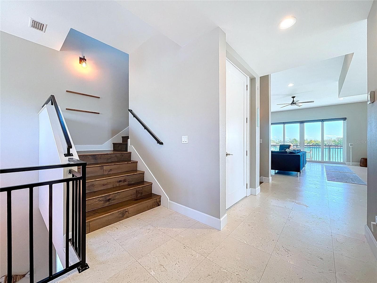 Single Family Residence at 306 BAY PLZ, TREASURE ISLAND, photo 46 of 75