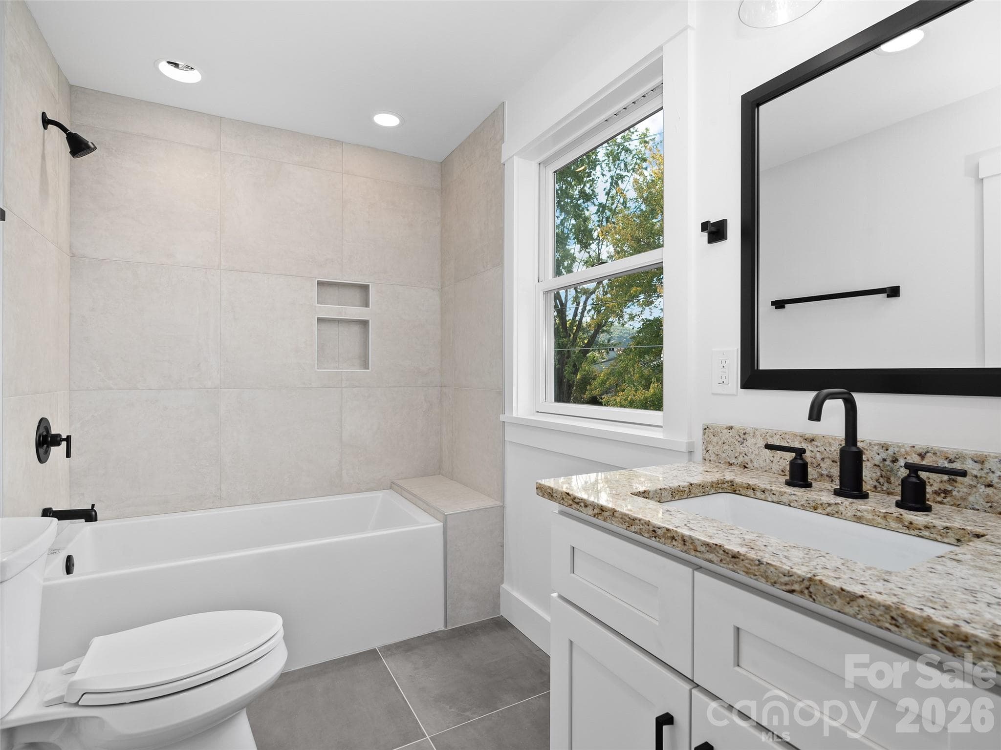 Townhouse at Waynesville, photo 32 of 35