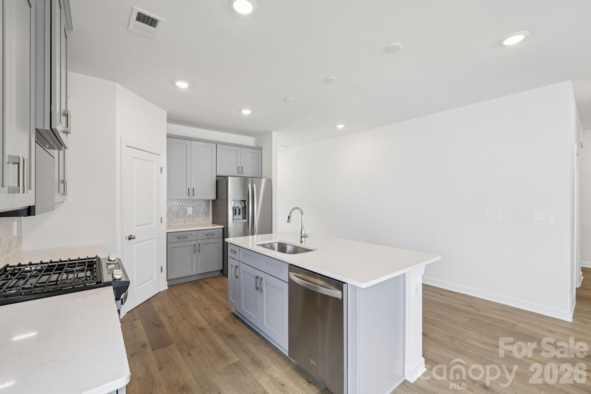 Photo is not of the actual home, but is an inspirational photo of builder’s model home and may depict options, furnishings, and/or decorator features that are not included - York