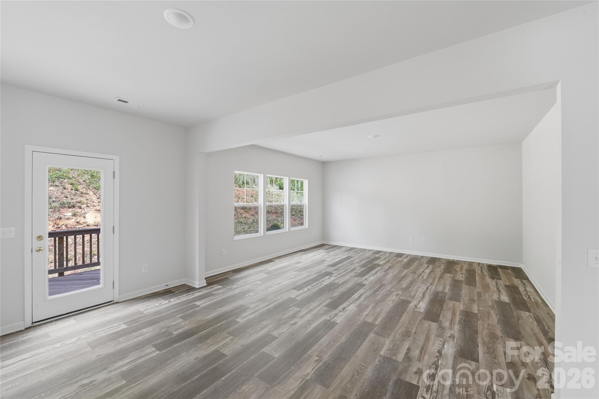 Single Family Residence at Hickory, photo 2 of 42