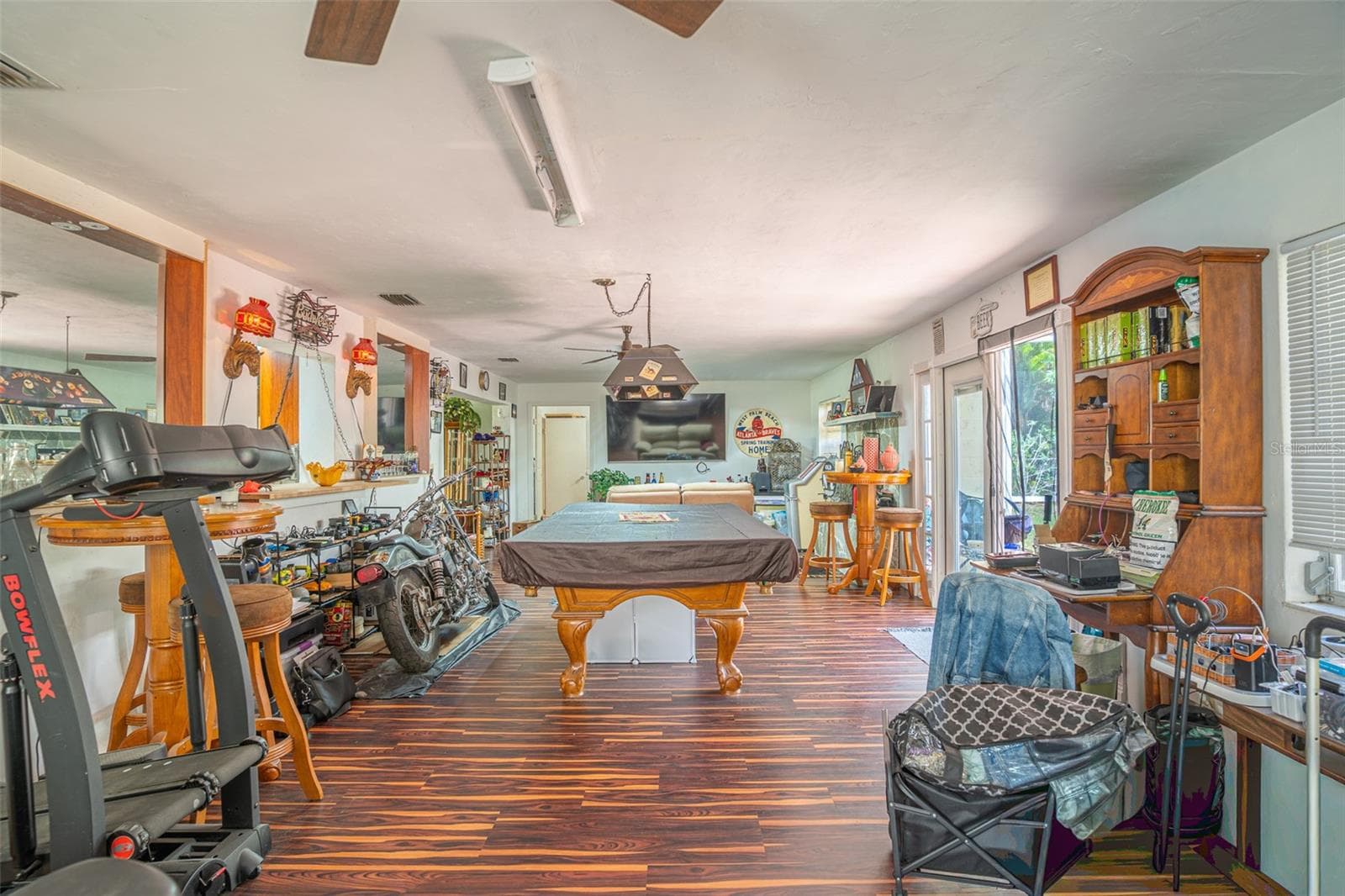 Single Family Residence at 305 CLOVERLEAF RD, LAKE PLACID, photo 11 of 47