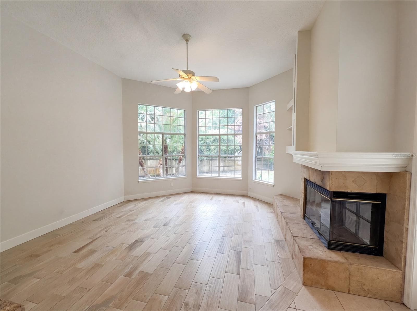 Single Family Residence at 680 MACGLENROSS DR, OVIEDO, photo 5 of 28