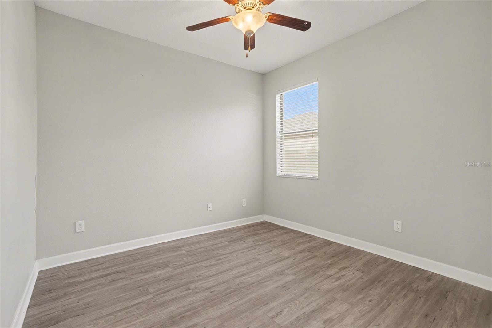 Single Family Residence at 28522 E PLEASANT BAY LOOP, WESLEY CHAPEL, photo 18 of 30