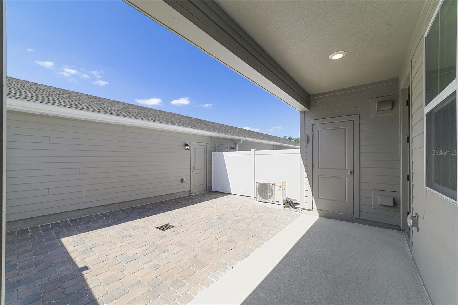 Townhouse at 684 LOLA LN, OVIEDO, photo 15 of 28