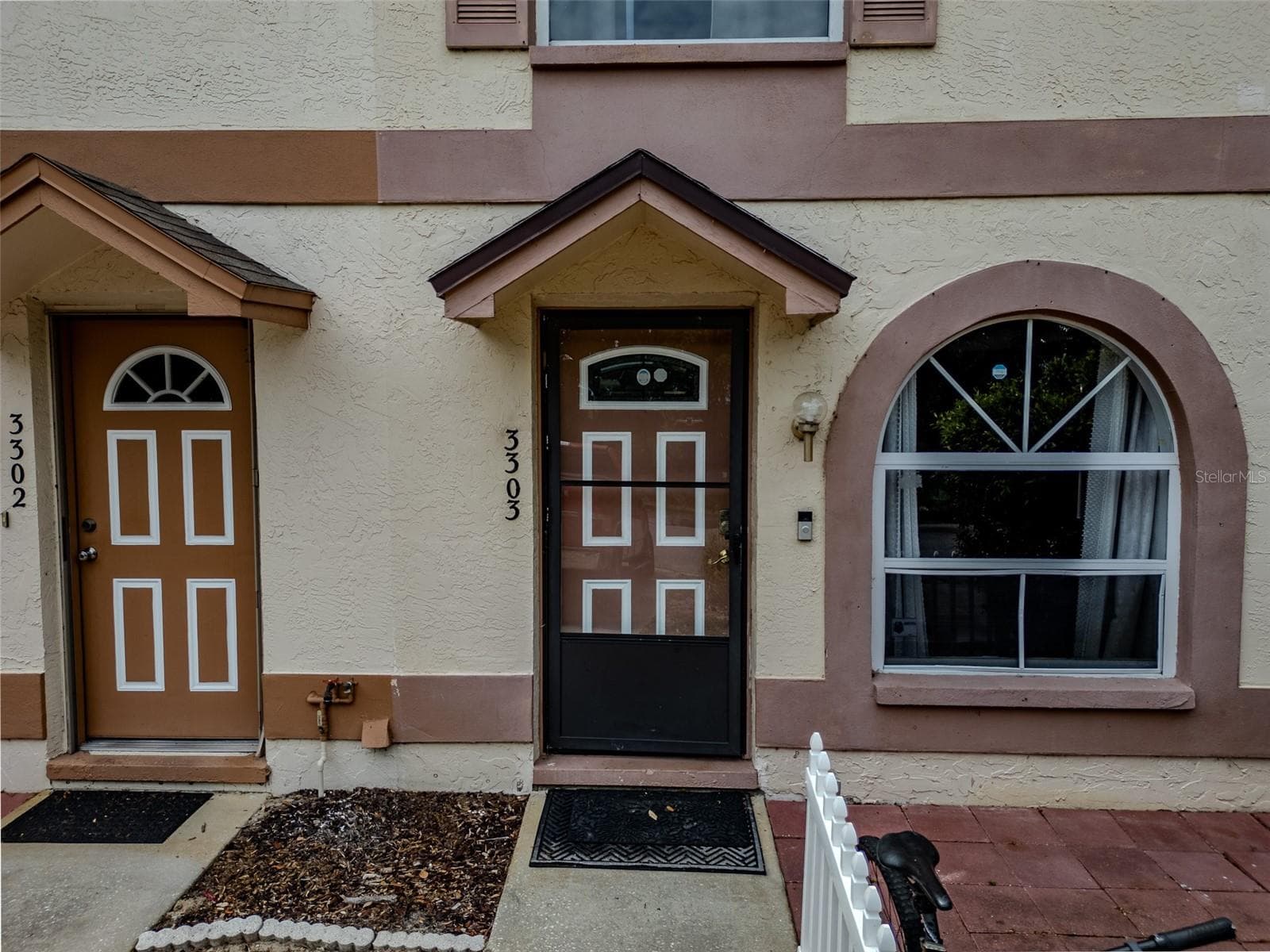 Townhouse at 3303 BRIGADOON DR, CLEARWATER, photo 2 of 47