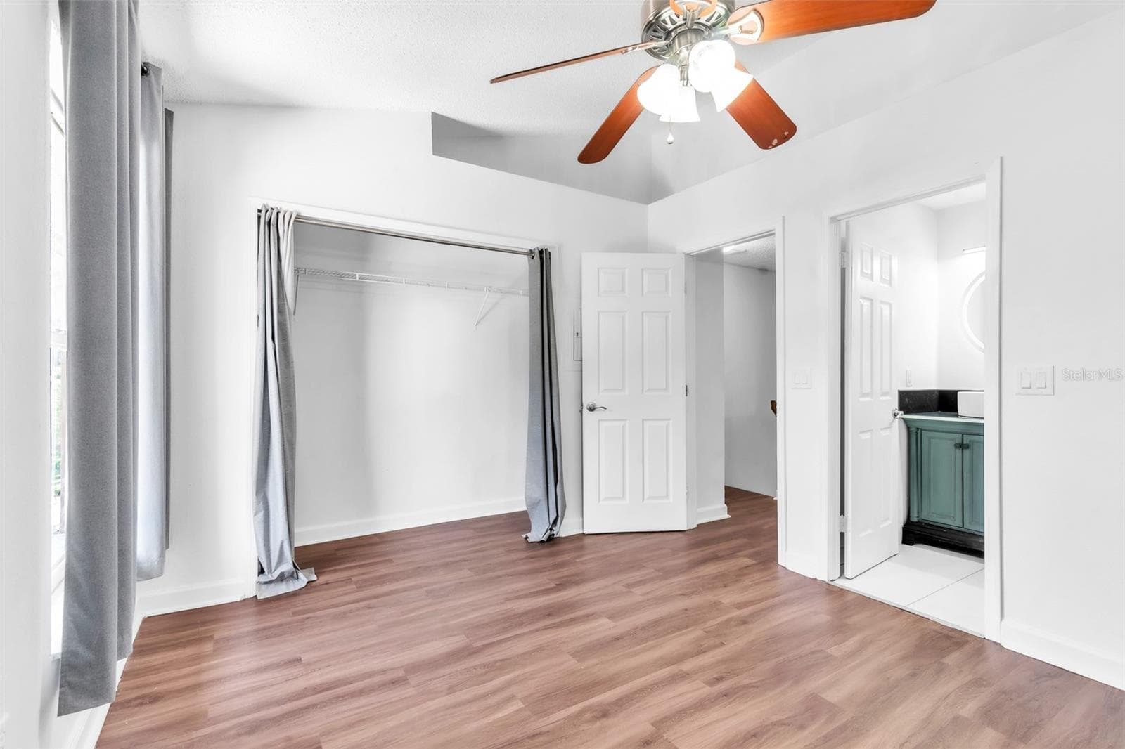 Townhouse at 3303 BRIGADOON DR, CLEARWATER, photo 22 of 47