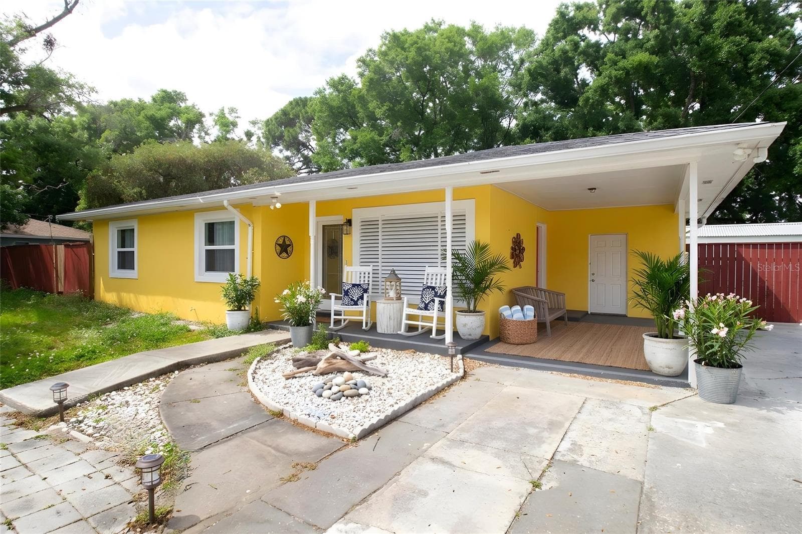 Virtual Staged - 7716 E COMANCHE AVE, TAMPA