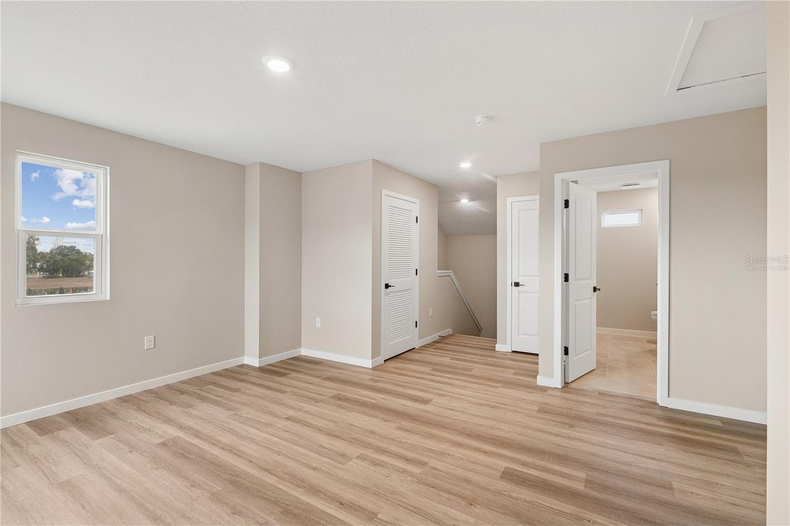 Images are of a similar model; actual home may vary - 90 SPRINGWOOD DR, PALM COAST
