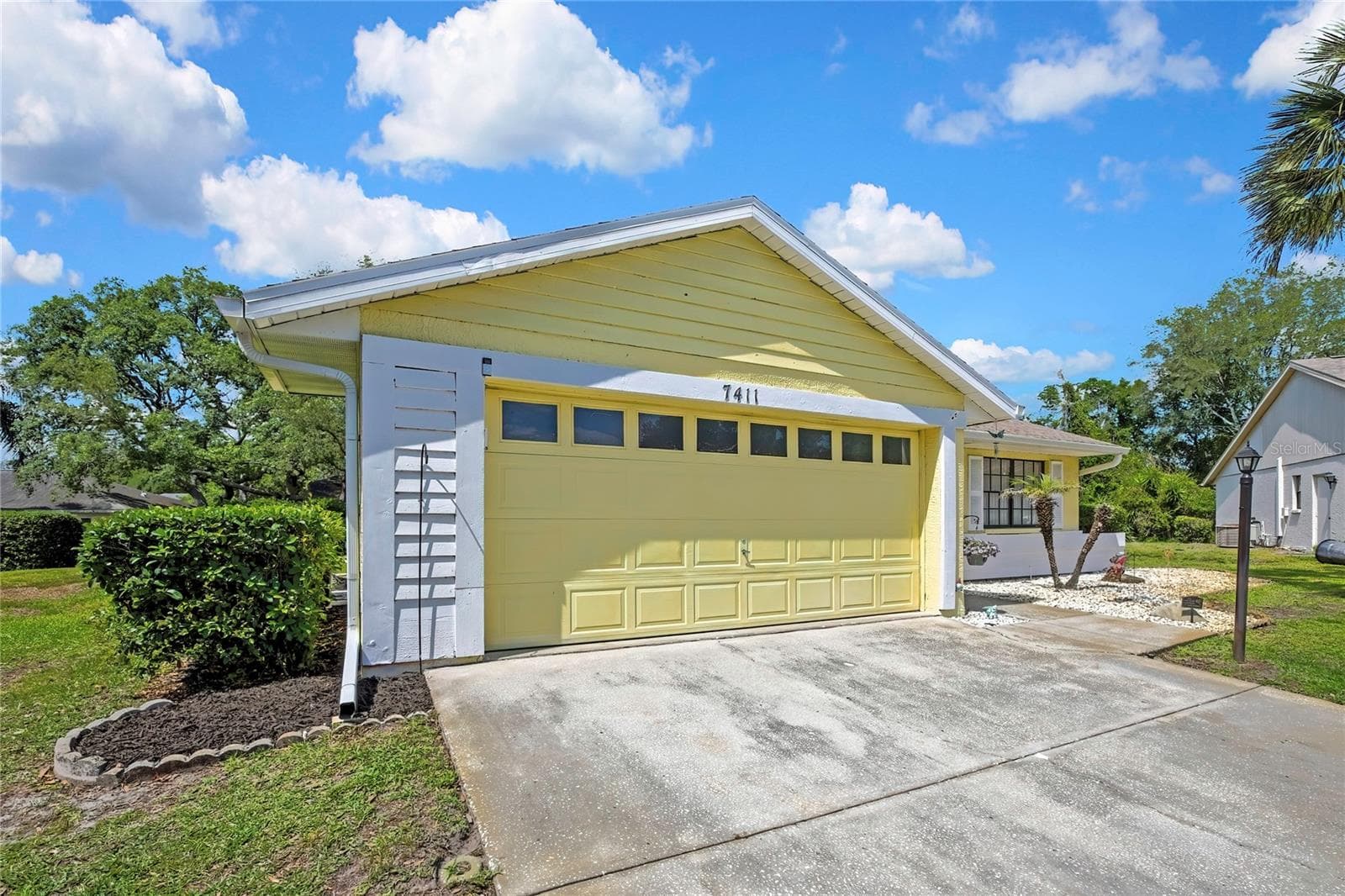 Single Family Residence at 7411 BALTUSROL DR, NEW PORT RICHEY, photo 4 of 34