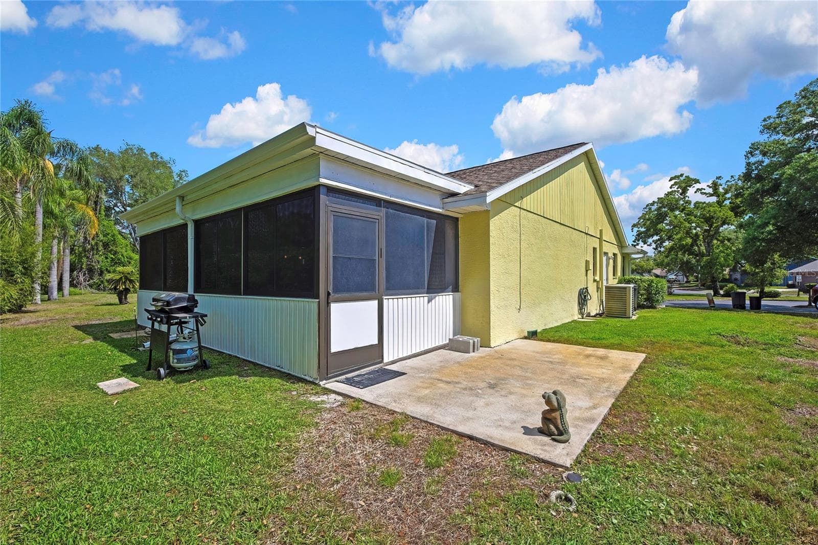 Single Family Residence at 7411 BALTUSROL DR, NEW PORT RICHEY, photo 32 of 34