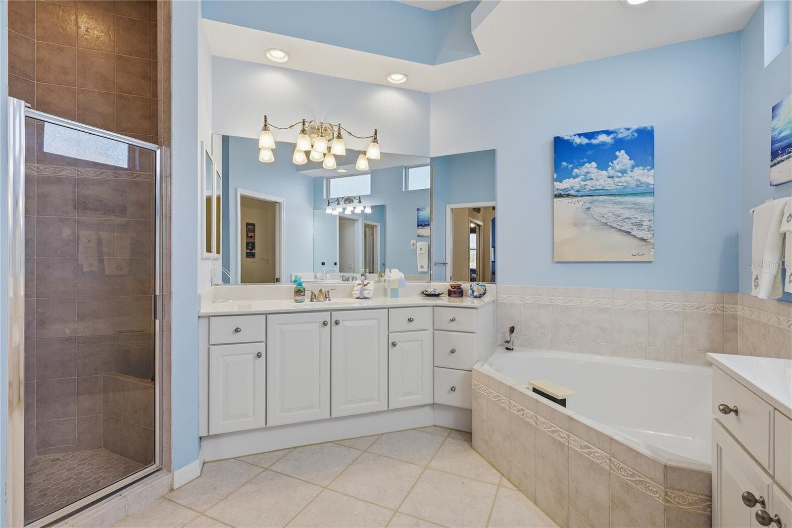 Single Family Residence at 758 PLANTERS MANOR WAY, BRADENTON, photo 17 of 33