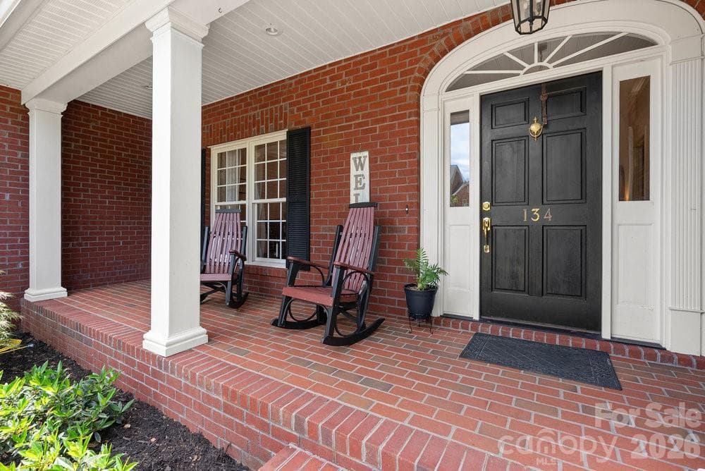 Front porch - Rutherfordton