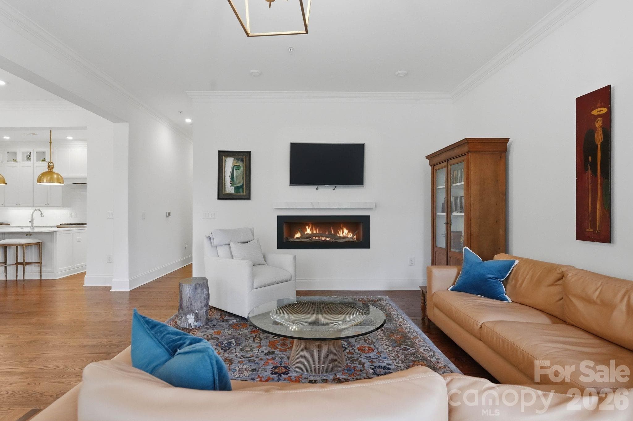 Family Room - Charlotte