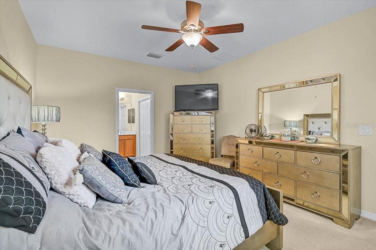 MAIN BEDROOM - 9815 NOSTALGIA PL, ENGLEWOOD