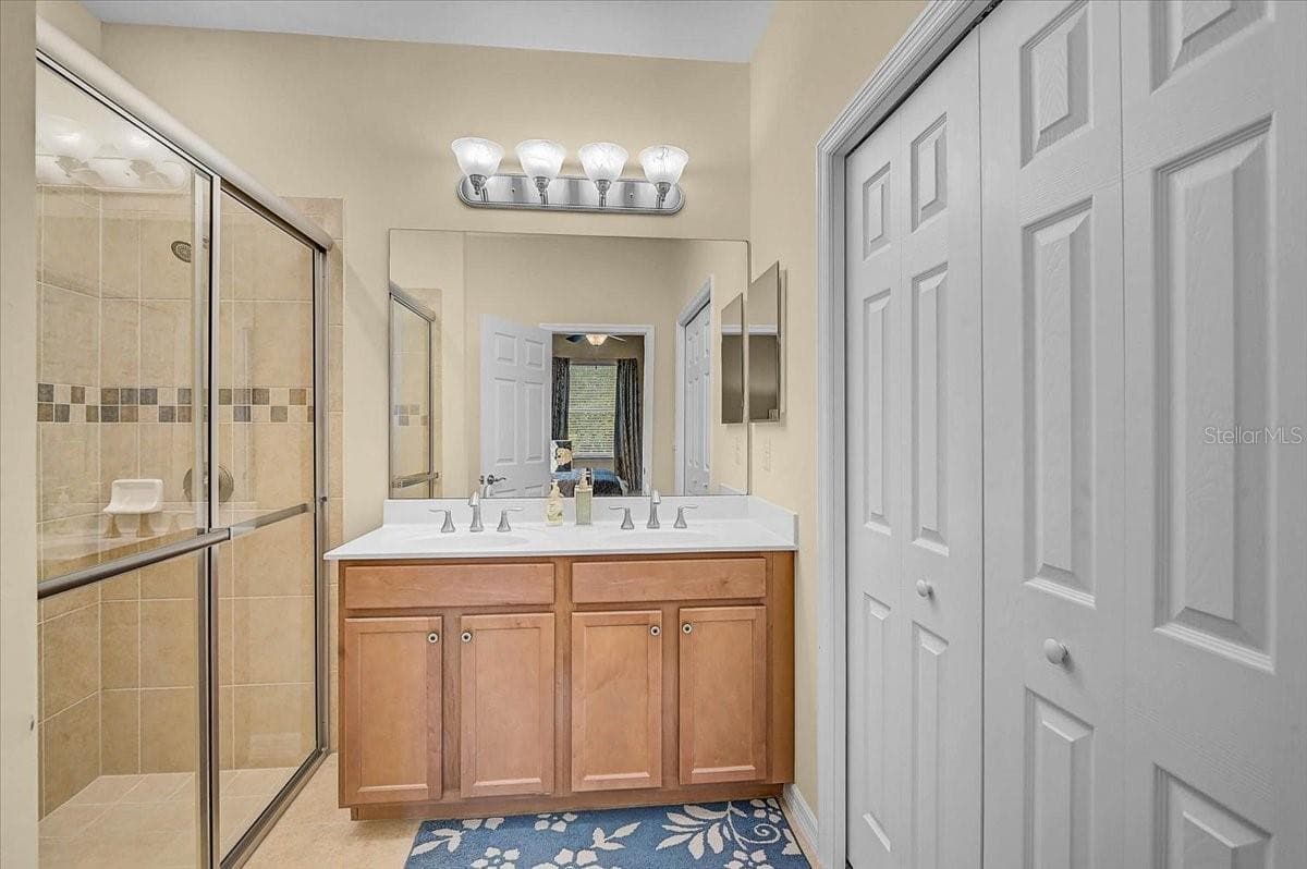 Single Family Residence at 9815 NOSTALGIA PL, ENGLEWOOD, photo 25 of 37