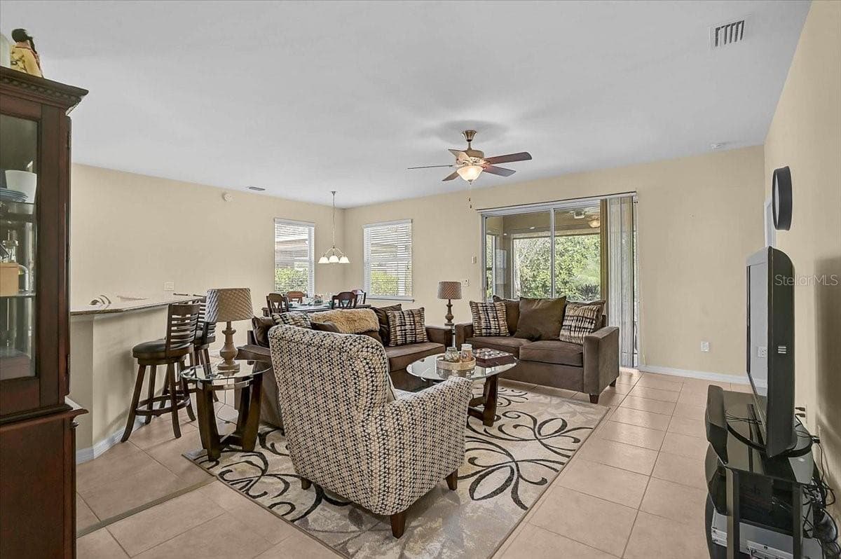 Single Family Residence at 9815 NOSTALGIA PL, ENGLEWOOD, photo 11 of 37