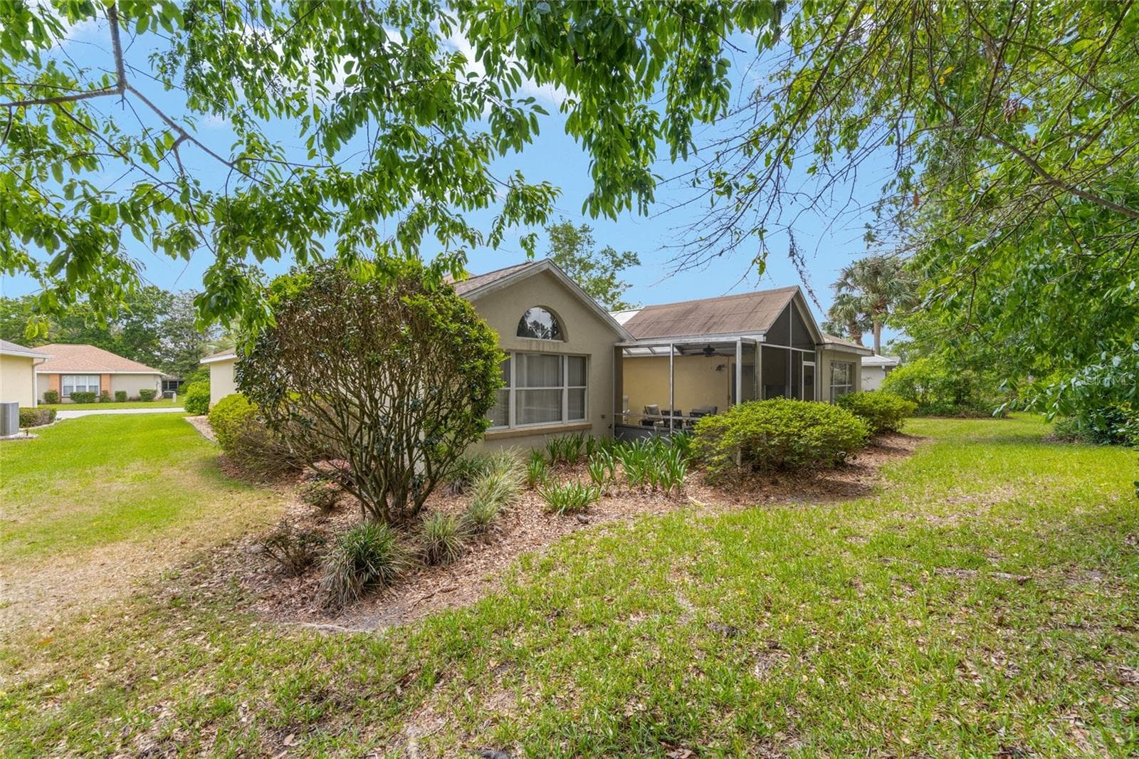 Single Family Residence at 11416 SW 69TH CIR, OCALA, photo 8 of 62