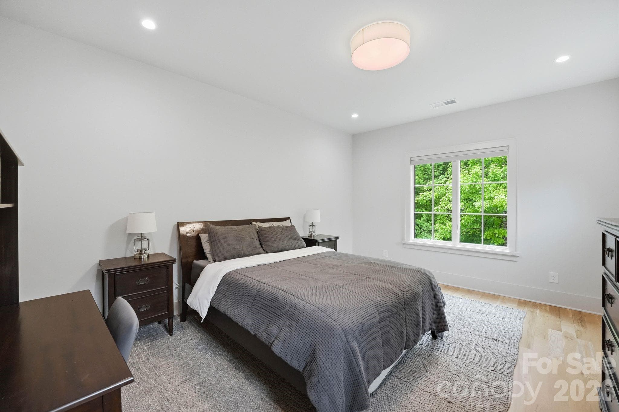Bedroom 2 - Charlotte