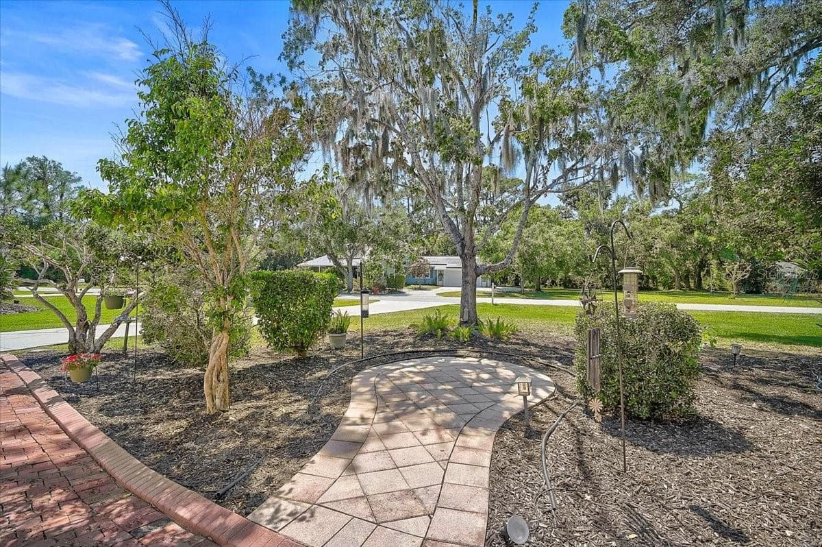 Single Family Residence at 3328 TOBERO LN, SARASOTA, photo 6 of 86