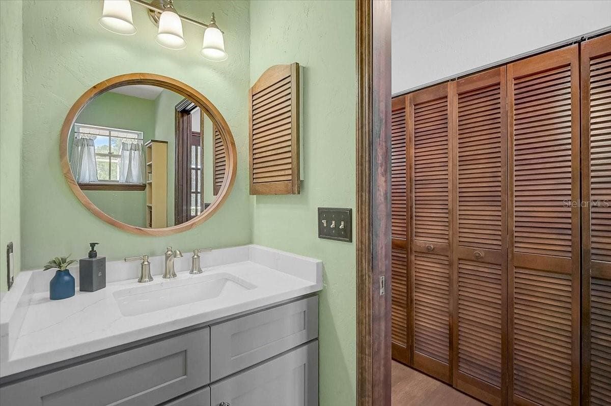 Single Family Residence at 3328 TOBERO LN, SARASOTA, photo 28 of 86