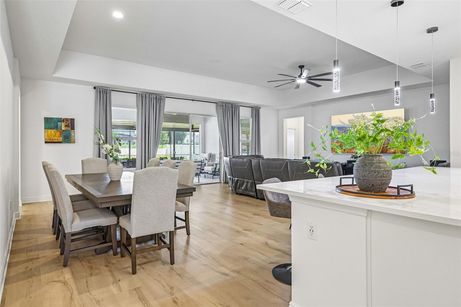 For an open concept with gorgeous upgrades throughout! - 6100 SIERRA CROWN ST, MOUNT DORA