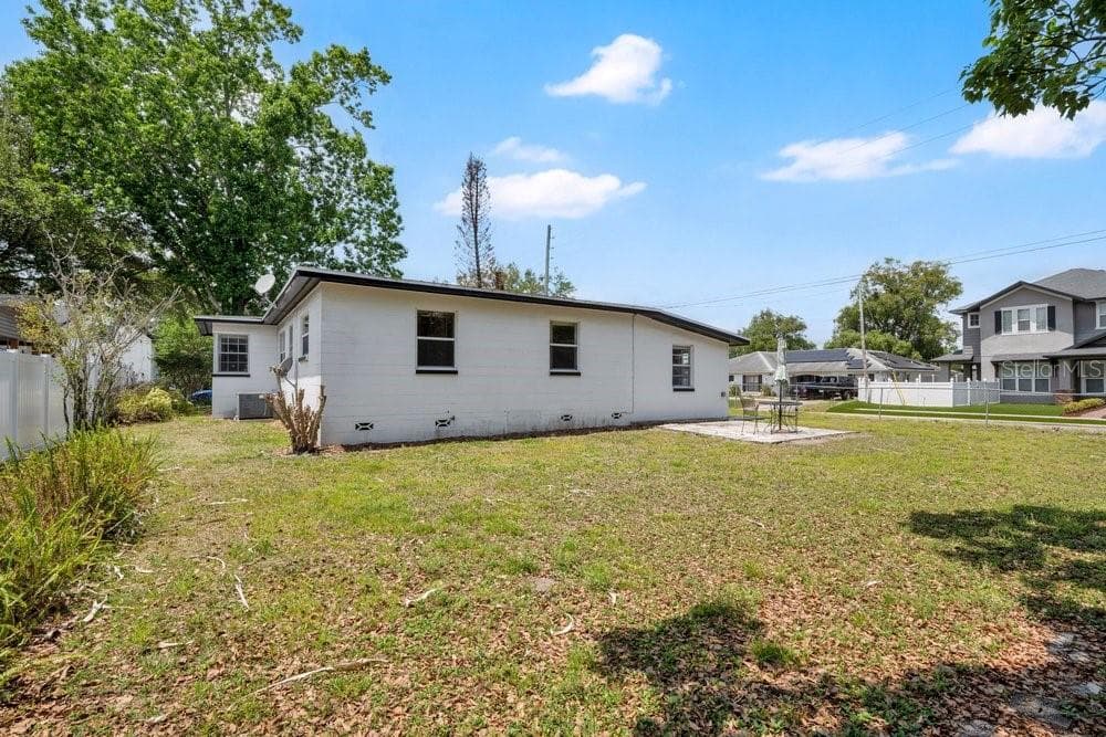 Spacious Back Yard - 2501 BETHAWAY AVE, ORLANDO
