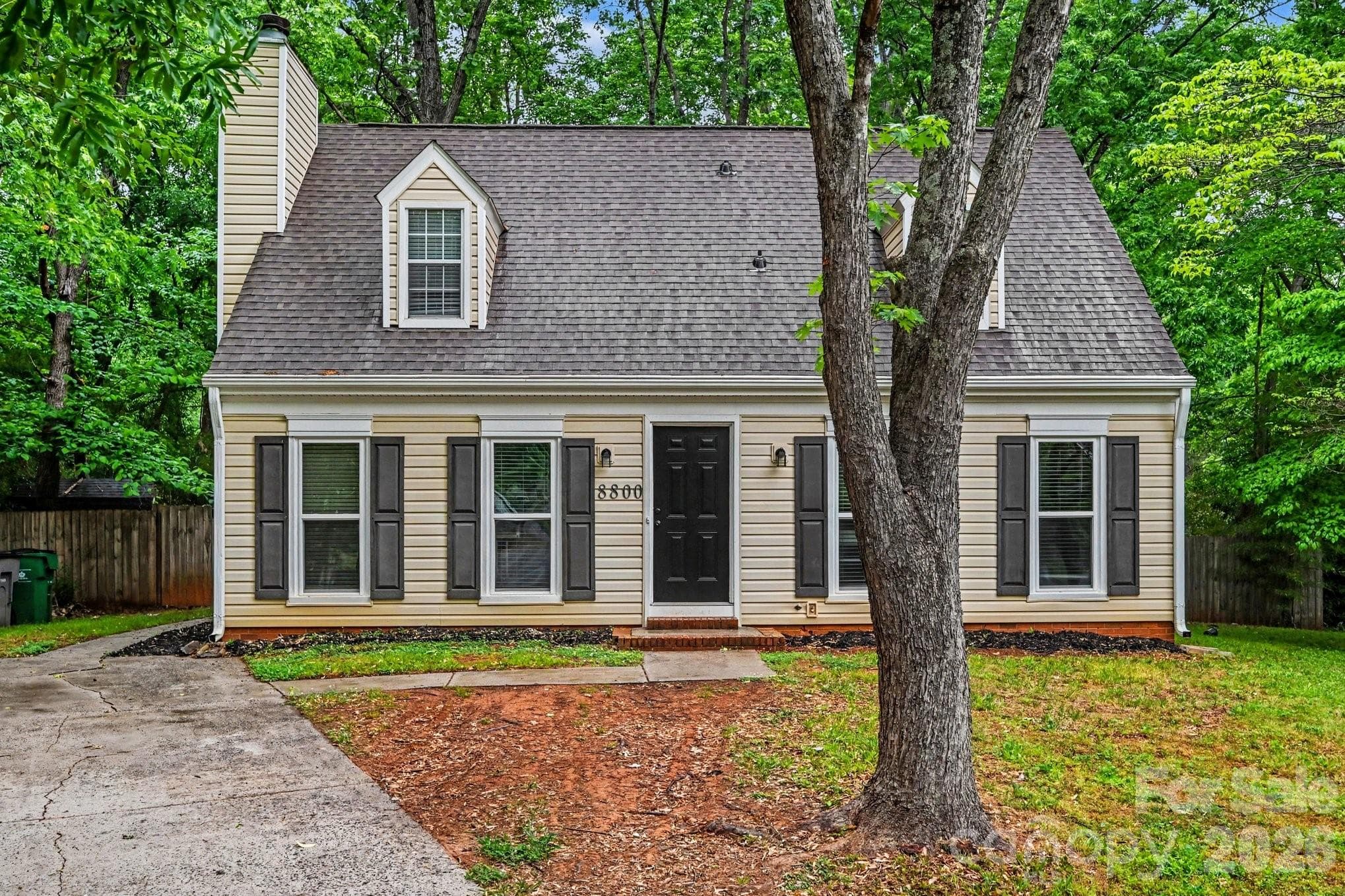 8800 Royal Scot Lane