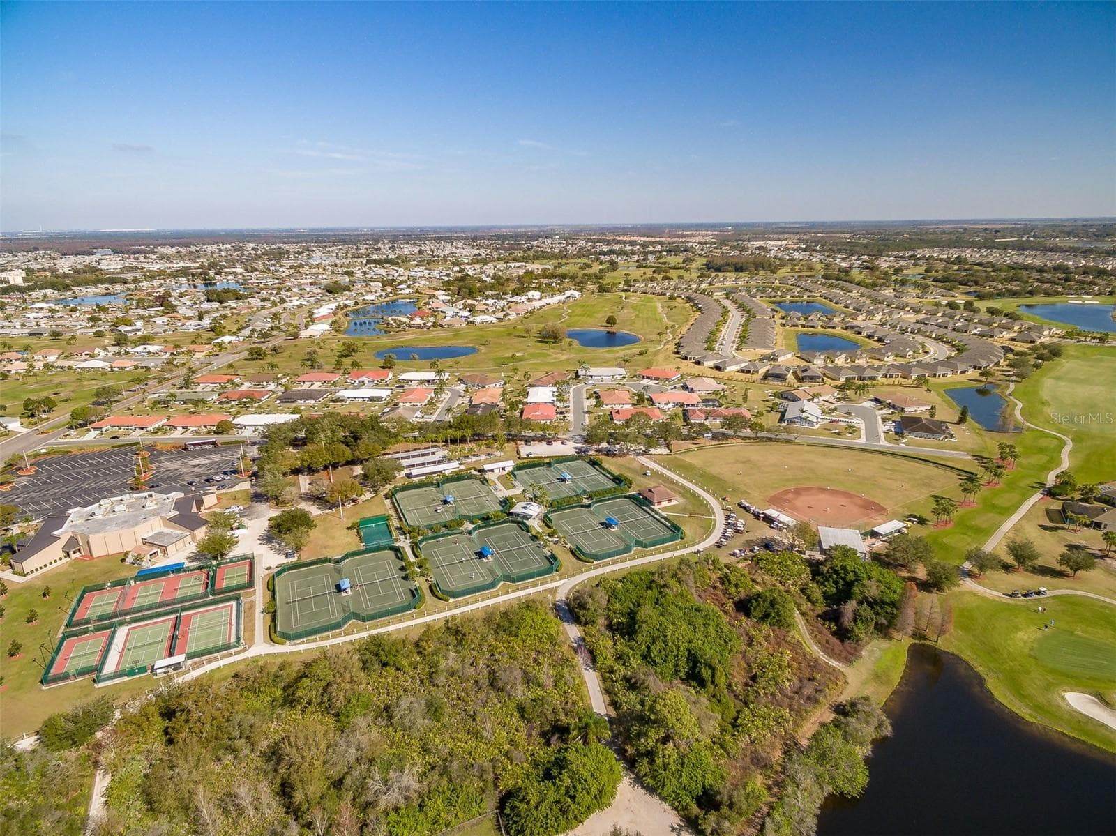Pickleball Club - 504 RIMINI VISTA WAY, SUN CITY CENTER
