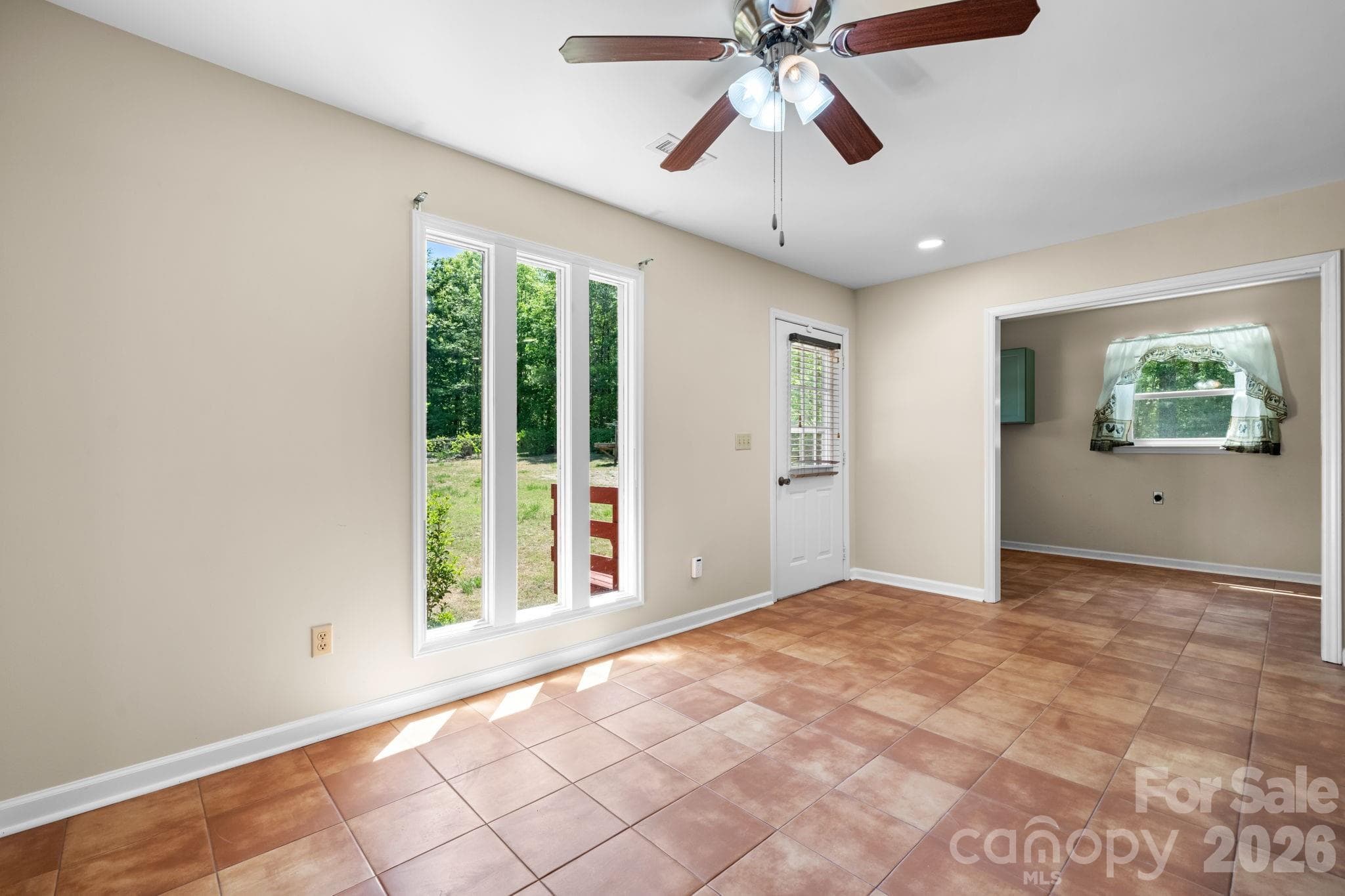 Single Family Residence at 2113 White Pine Drive, Granite Falls, photo 5 of 30